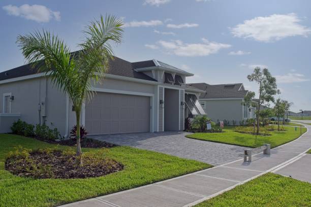 Best Driveway Paving Contractor  in West Sharyland, TX